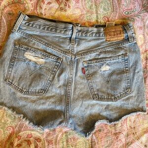 Levi’s High Waisted Distressed Denim Shorts Size — 4 Button Fly Raw Hem